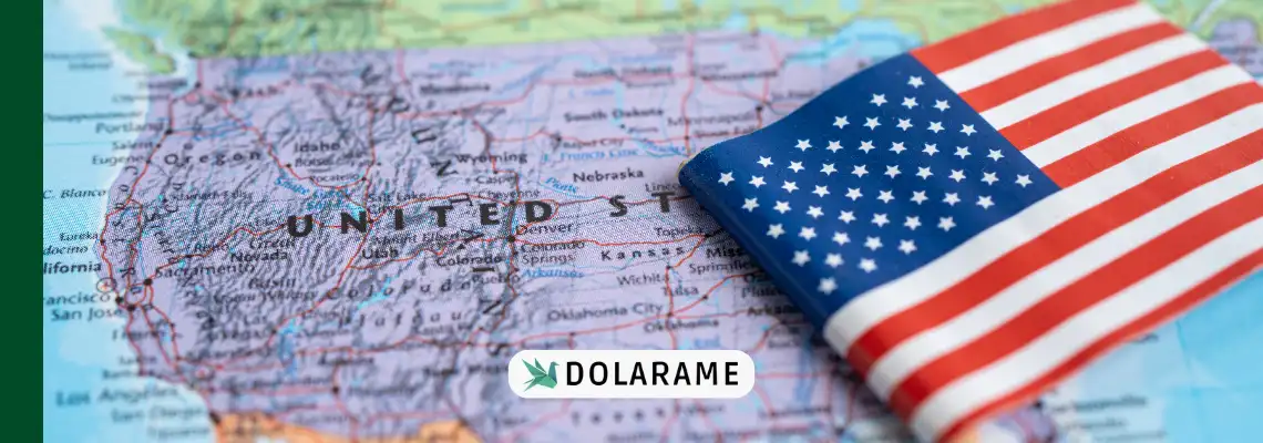 Bandeira dos eua e mapa no fundo para indicar bolsa de valores americana e brasileira